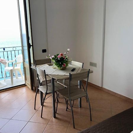 La Casa Sulla Scogliera Apartment Cefalu Exterior photo