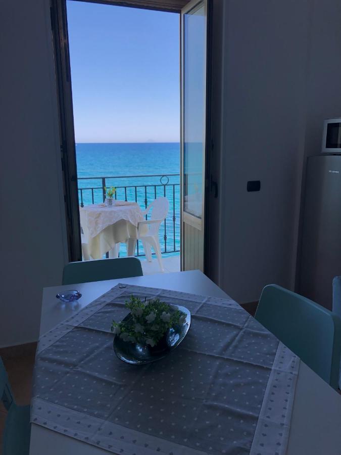 La Casa Sulla Scogliera Apartment Cefalu Exterior photo