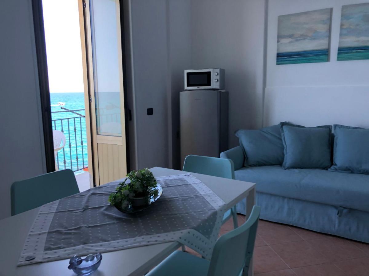 La Casa Sulla Scogliera Apartment Cefalu Exterior photo